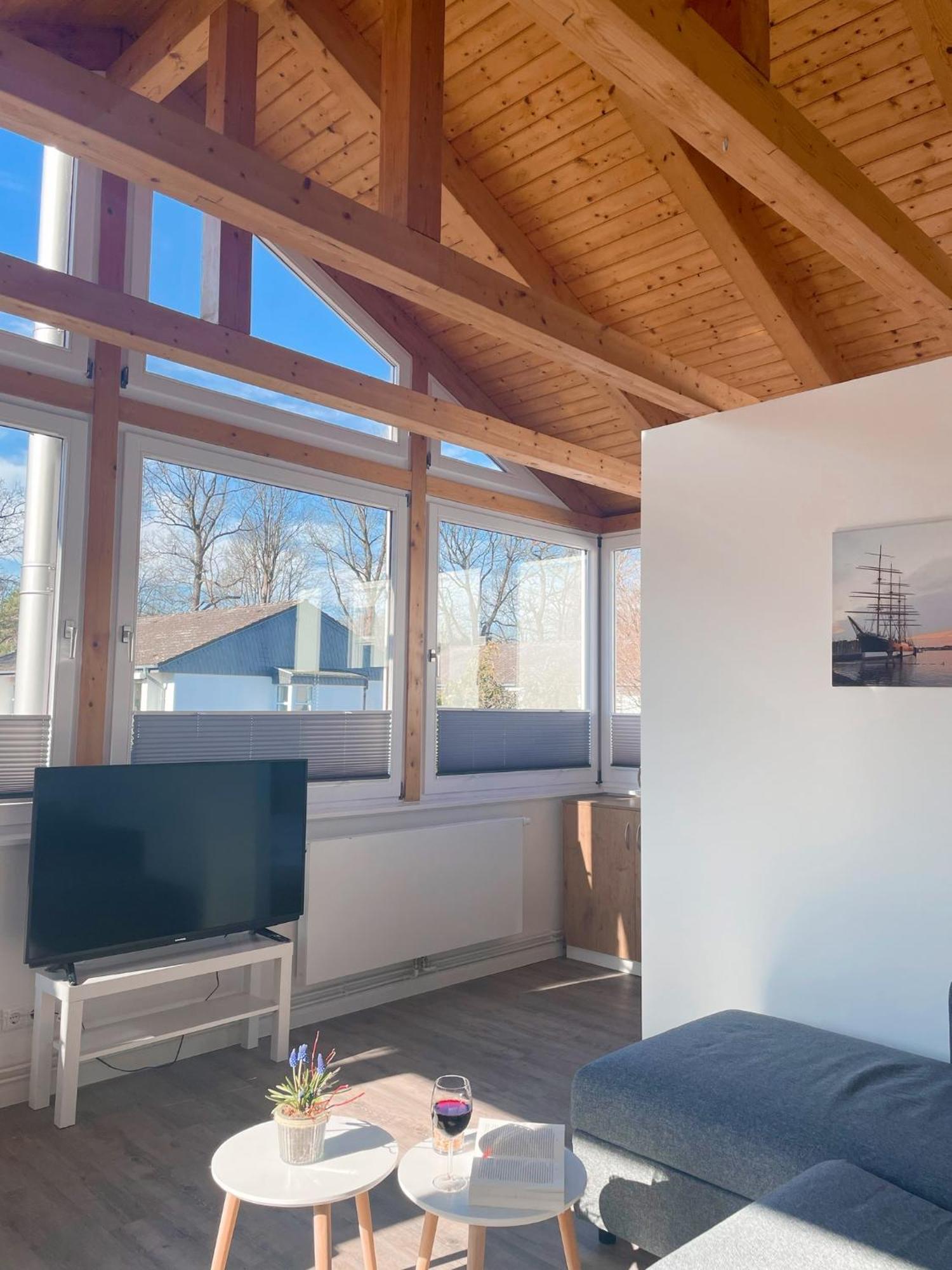 Haus Urvasi Apartman Lübeck Kültér fotó